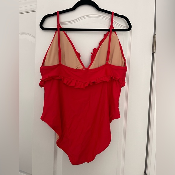 J.Crew Ruffle plunge one-piece NWT - Picture 2 of 5